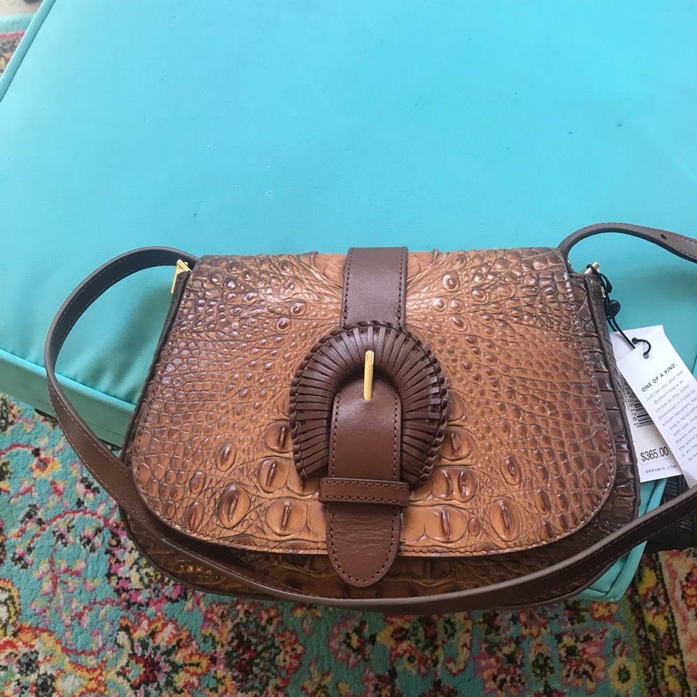 New Brahmín purse, leather with bag.